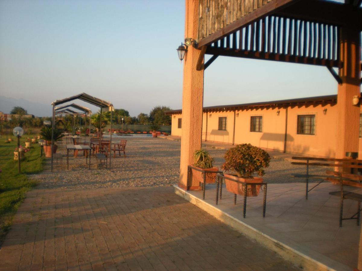 Agriturismo Il Borghetto Villa Foce del Sele Exterior foto